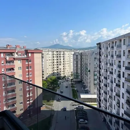 Apartamento Brand New Stylish 1-bedroom With Balcony + Parking *